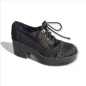 Eyelet Lace Platform Oxfords With Lug Soles Lace-Up 90s Whimsigoth Y2K Black 6